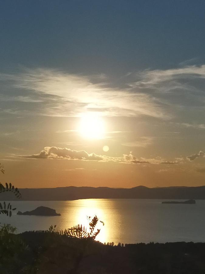 Appartamento A Marta Nel Lago Di Bolsena ภายนอก รูปภาพ